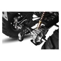 10ten 300u t3 agricultural tow bar Close up of integrated agricultural tow bar on 10TEN 300U-T3